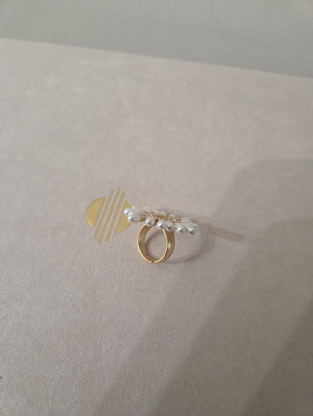 ERSU WHITE PEARL KHOIGold Sunburst Ring BRAND NEW Never worn SMALL - Picture 3 of 4